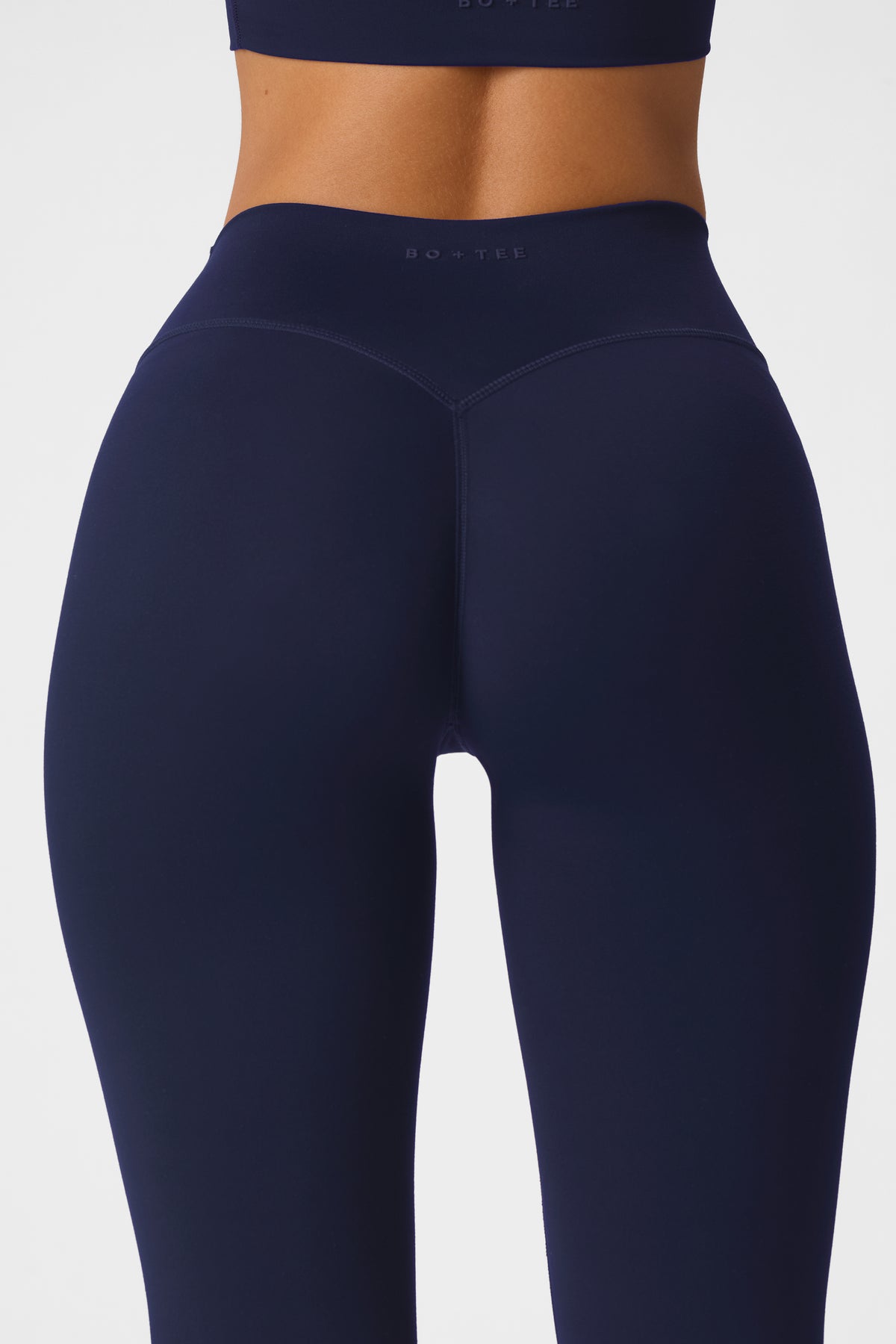 Soft Active 7/8 Leggings in Midnight Navy