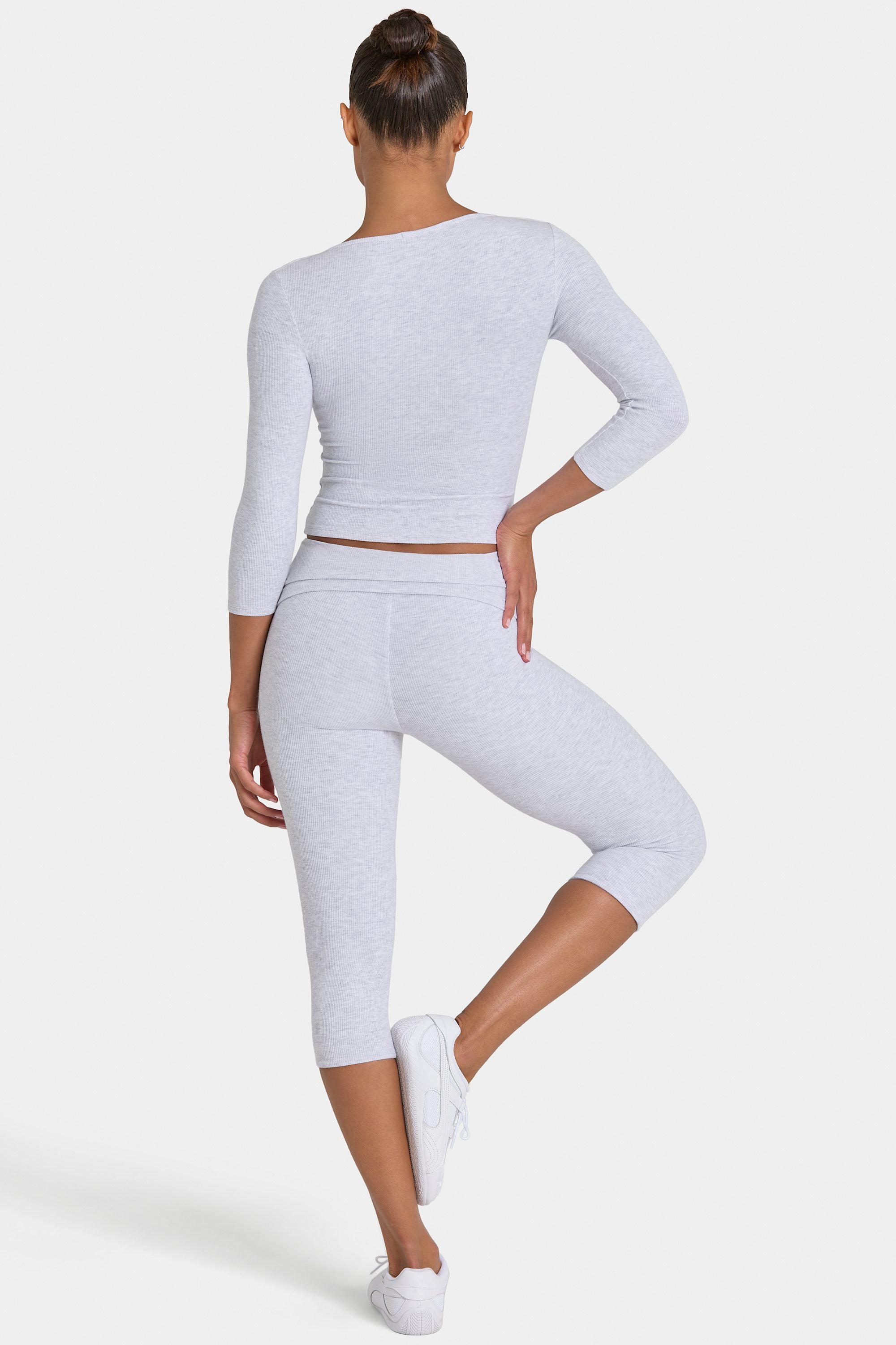 ButterCloud™ Capri Leggings in Grey Marl - 2