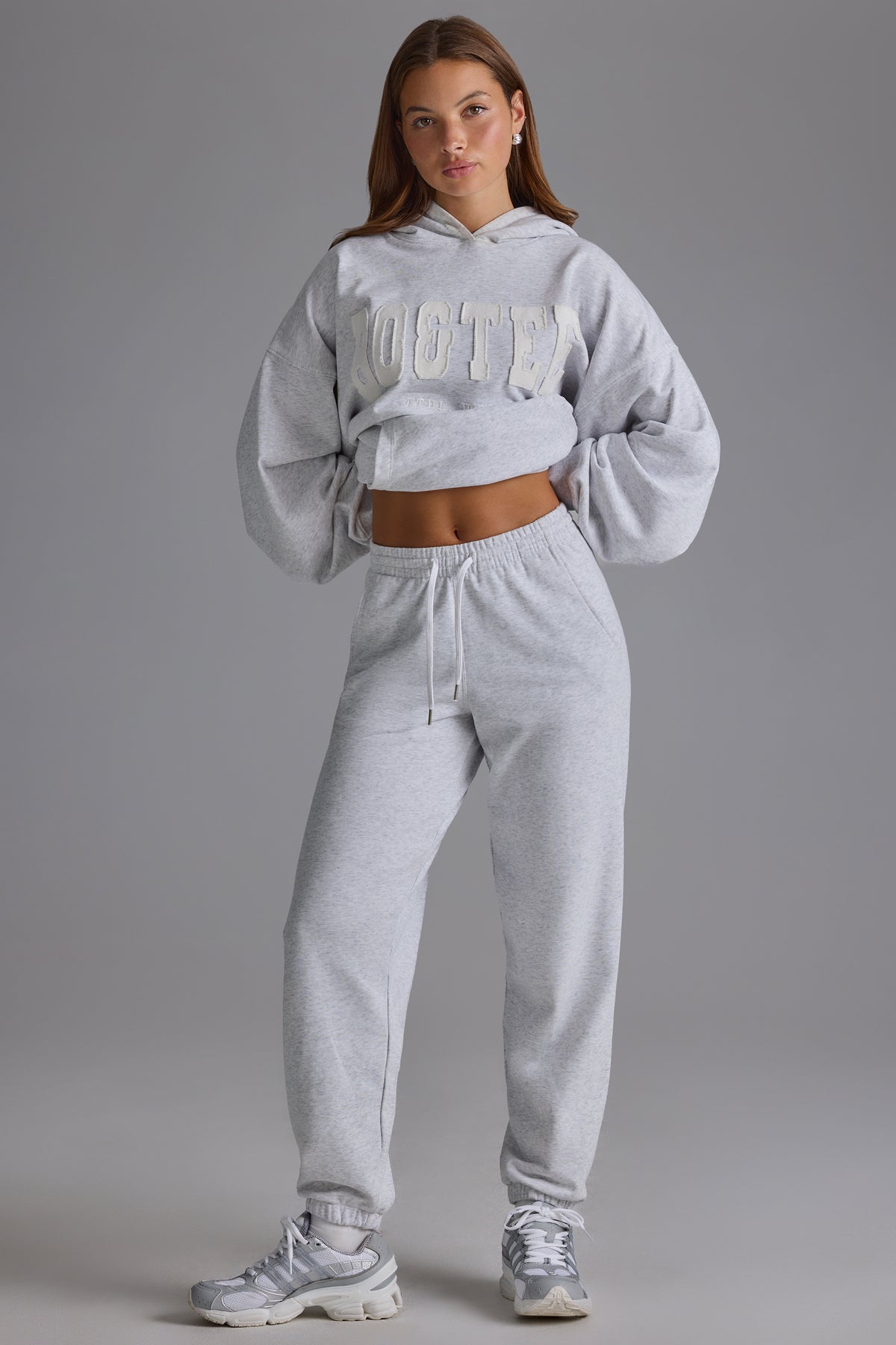 Soft Cotton Jersey Relaxed Mid-Rise Joggers in Grey Marl