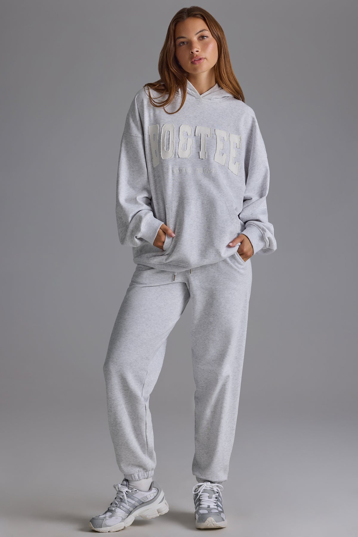 Soft Cotton Jersey Relaxed Mid-Rise Joggers in Grey Marl