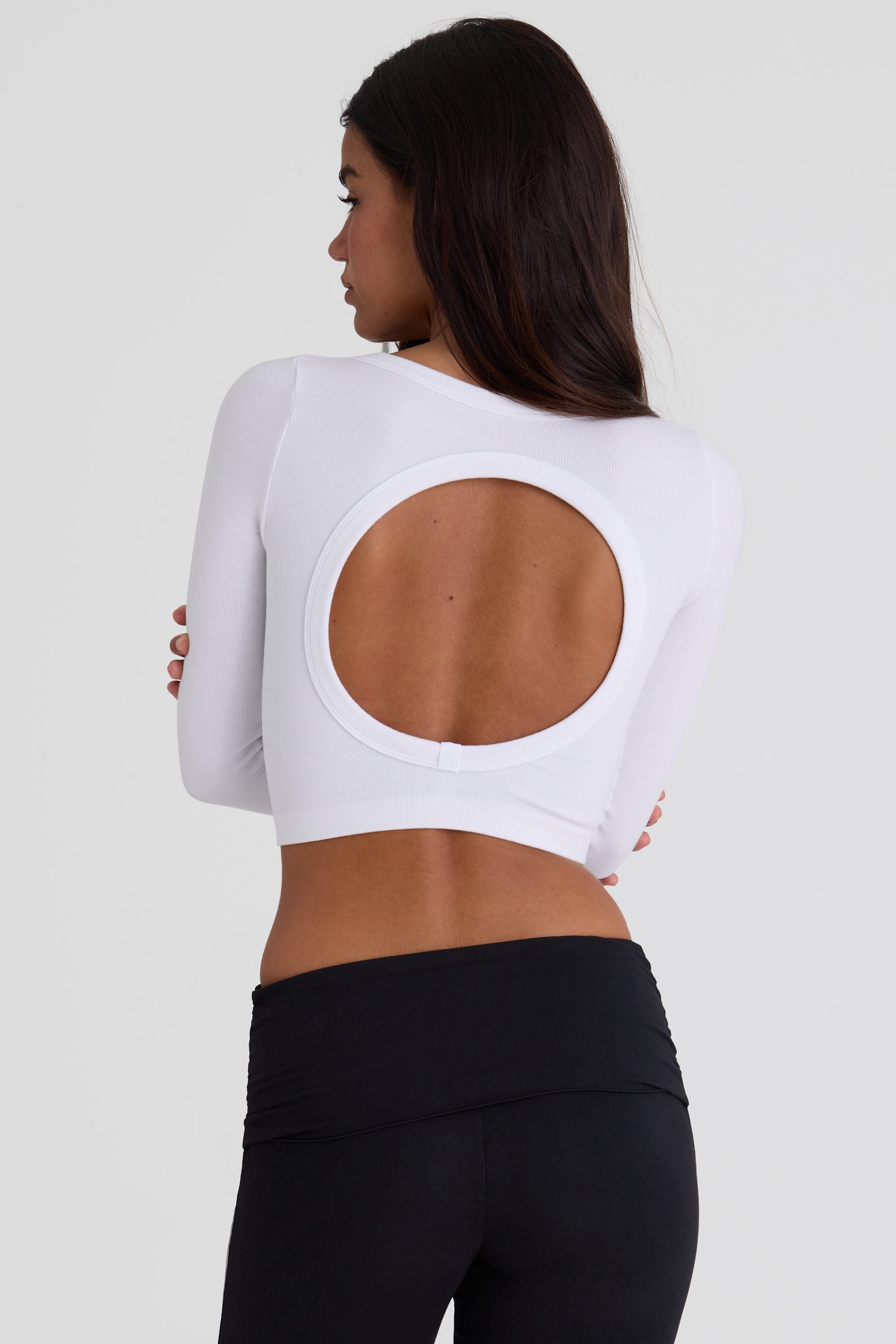 Seamless Soft Rib Cut-Out Crop Top in White