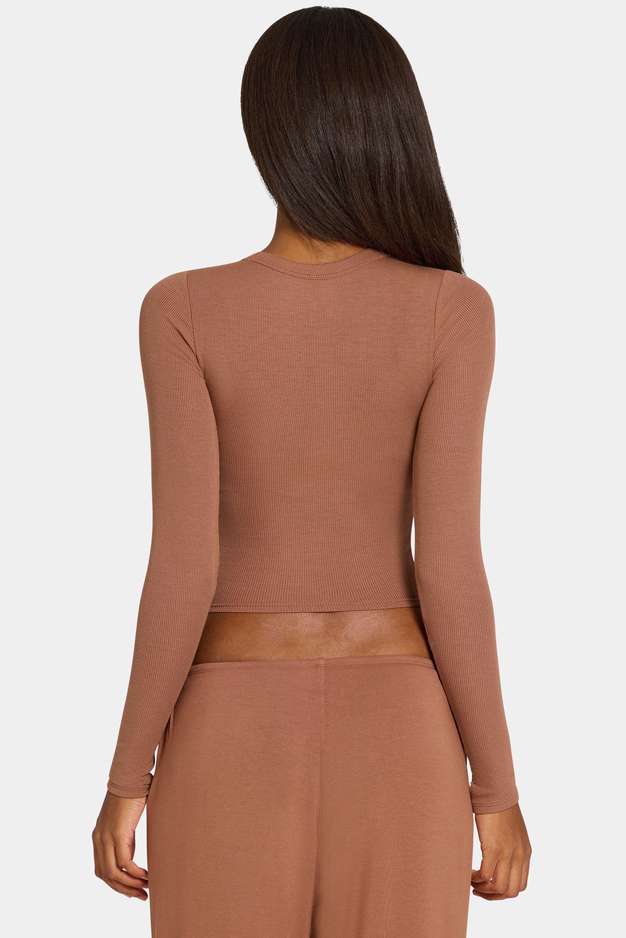 ButterCloud™ Long-Sleeve Crop Top in Cocoa
