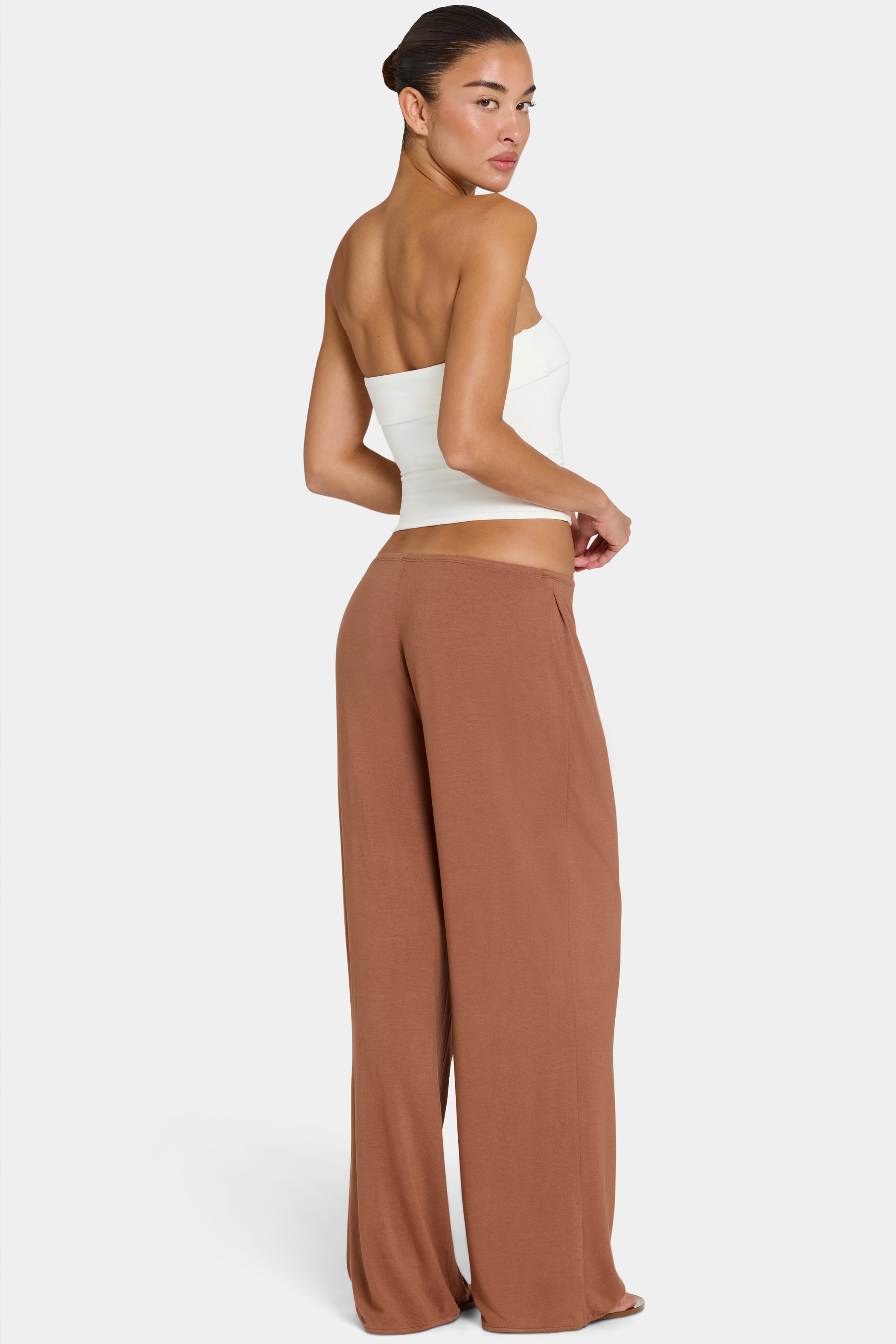 ButterCloud™ Tie-Waist Wide-Leg Trousers in Cocoa