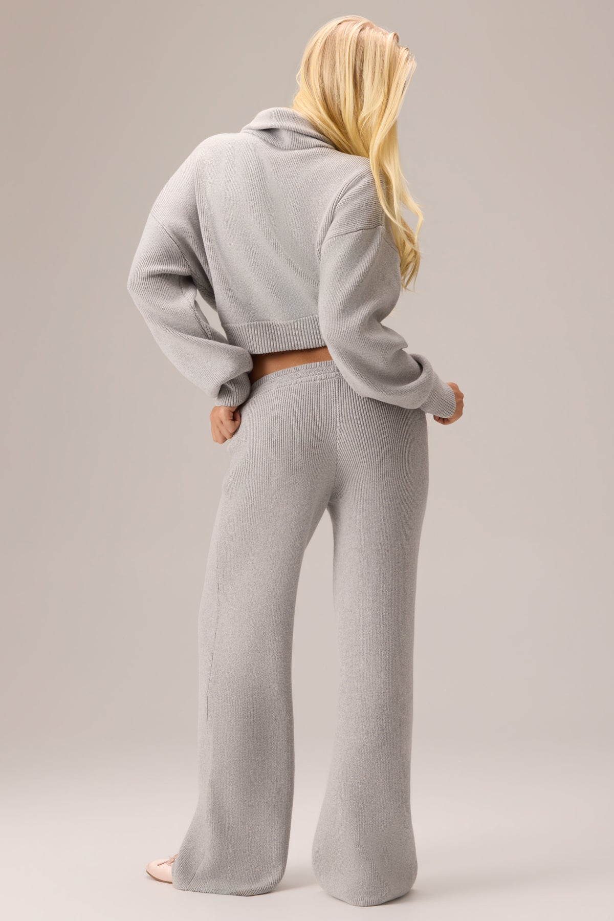 Ribbed Knit Wide-Leg Joggers in Pebble