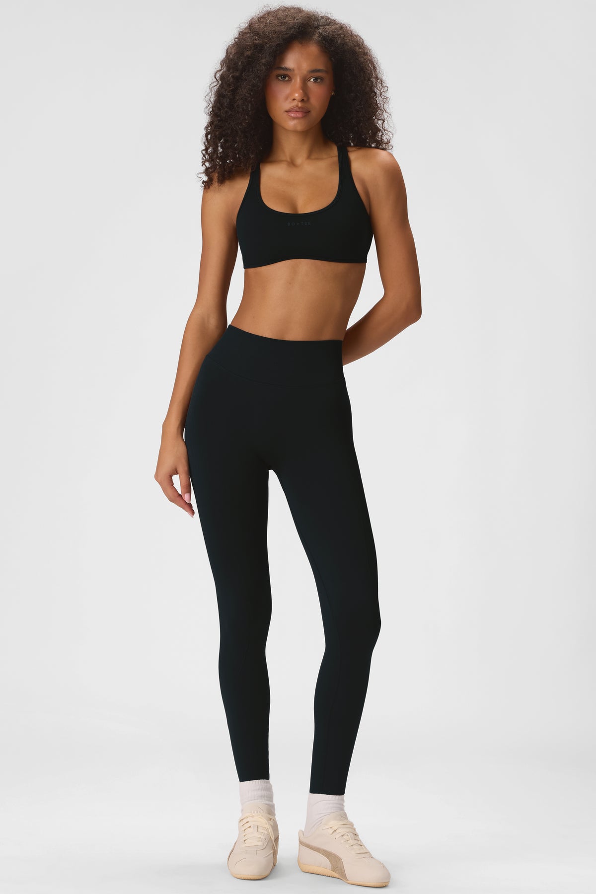 Seamless Full-Length Leggings in Black