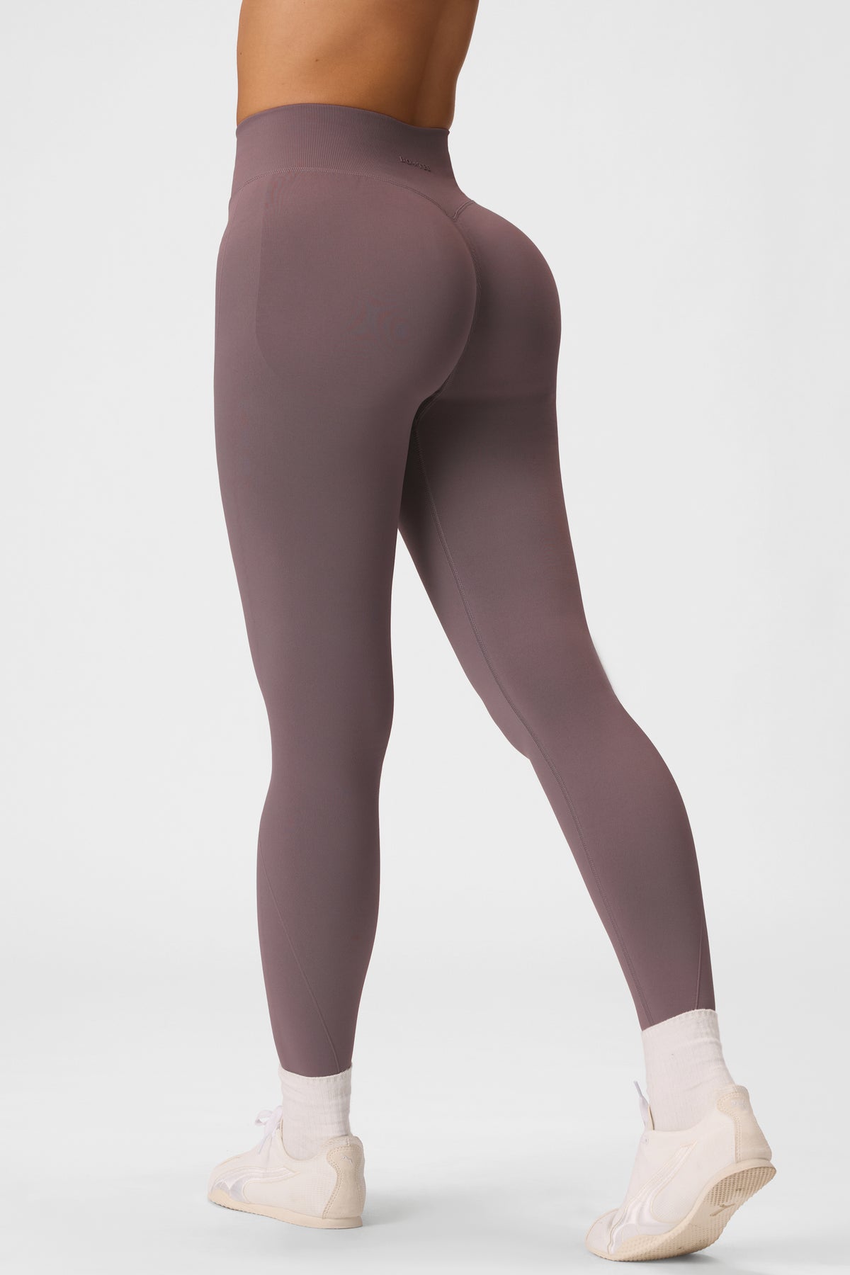 Seamless Full-Length Leggings in Stone - 1